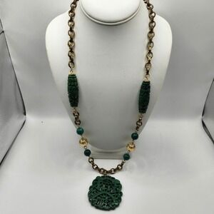 Vintage Faux Green Jade Shou Pendant Necklace Gold Tone Textured Chain READ